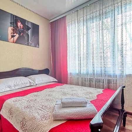 Апартаменты В Микрорайоне Орбита-2, 4 Almaty Eksteriør billede