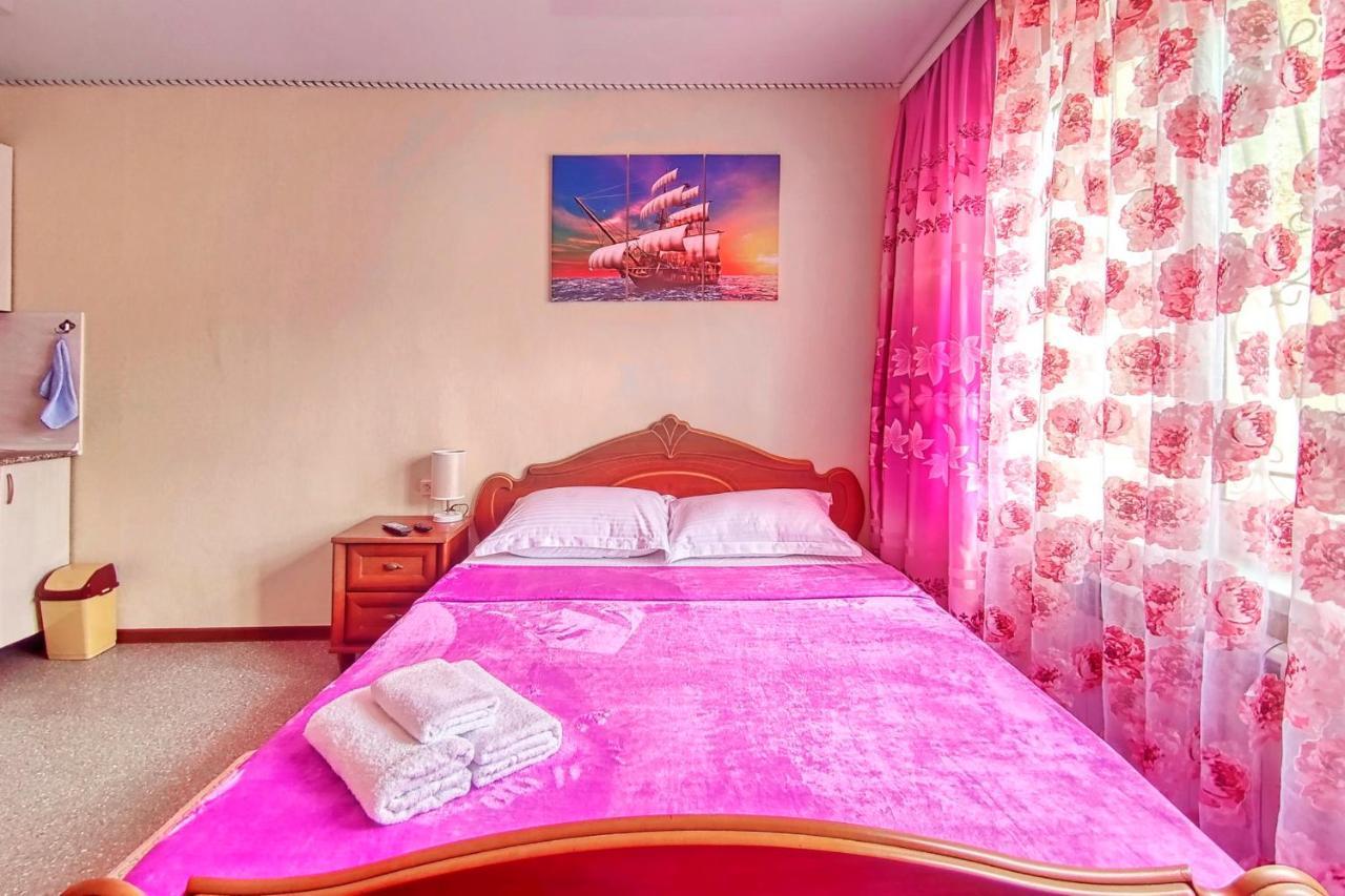 Апартаменты В Микрорайоне Орбита-2, 4 Almaty Eksteriør billede
