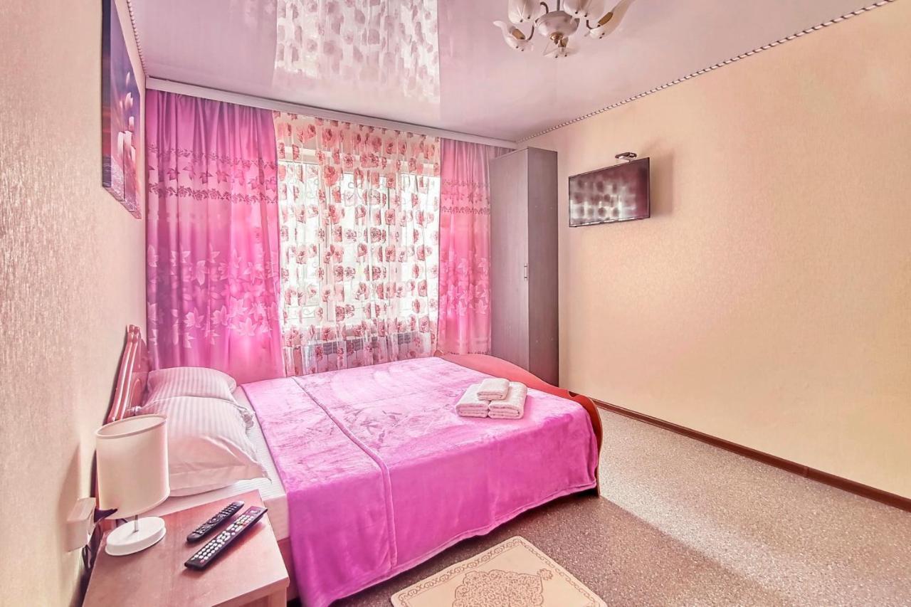 Апартаменты В Микрорайоне Орбита-2, 4 Almaty Eksteriør billede